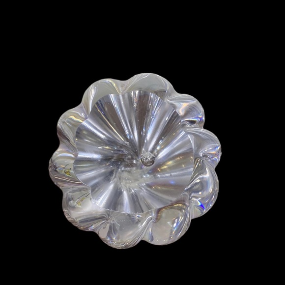 Sky Blue Irisdescent Art Glass Vintage Collectible Paperweight Teardrop 3 IN - Picture 2 of 4